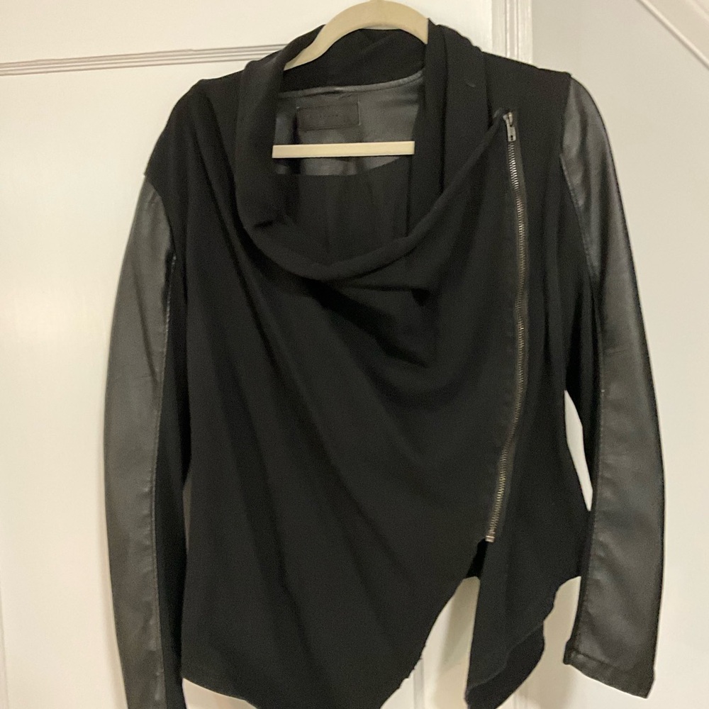 Blank NYC Black Asymmetrical Leather Sleeve Jacket - Picture 7 of 7
